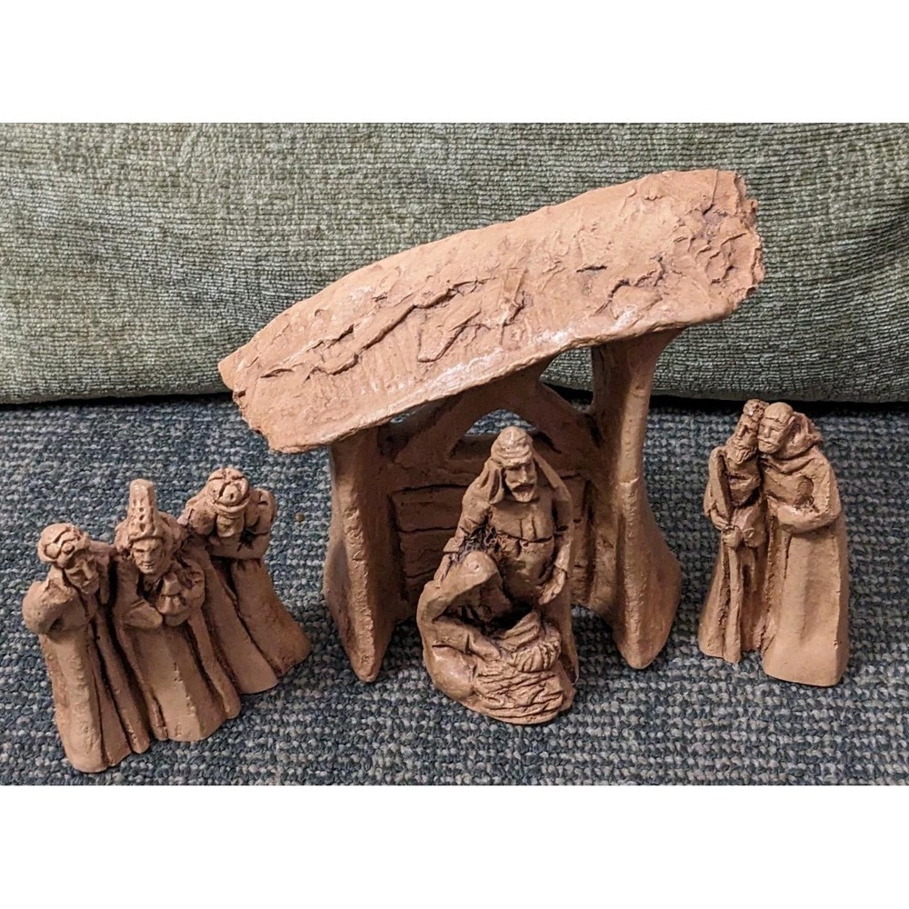 Vintage Nativity Set Holy Family Christmas Decor Stable Wise Men Shepherds 4 Pc